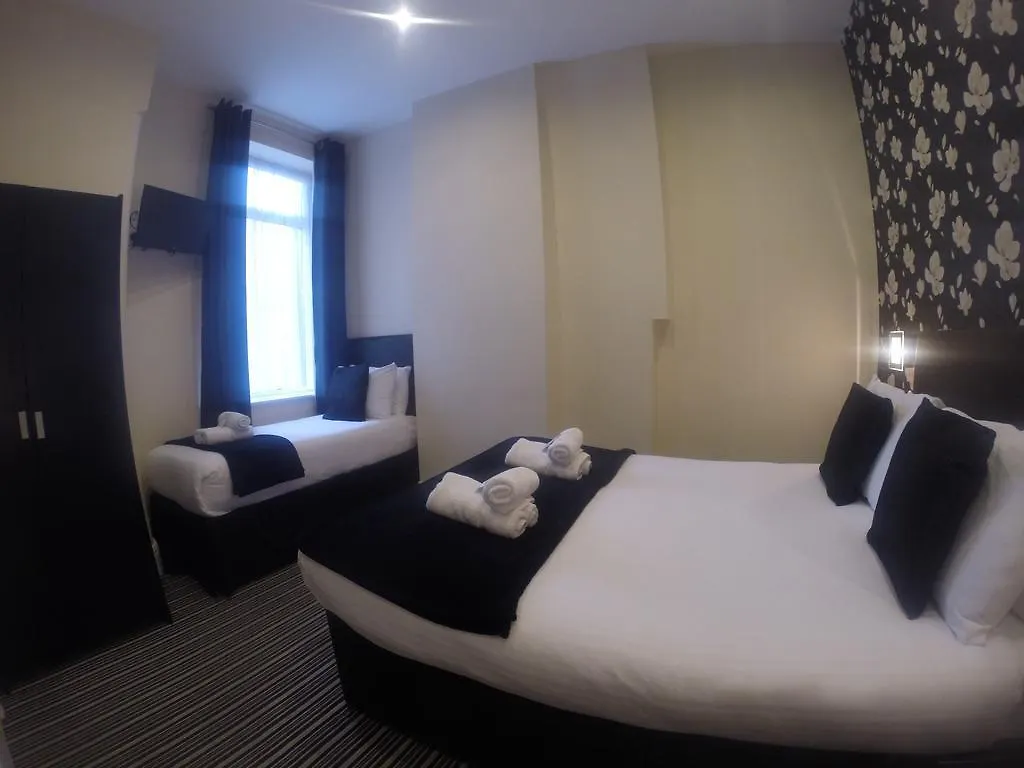 Happy Return Hotel Blackpool