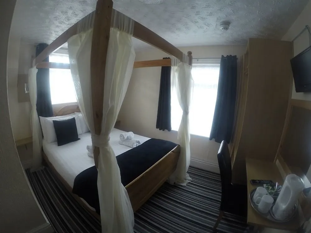 Happy Return Hotel Blackpool 3*,  United Kingdom