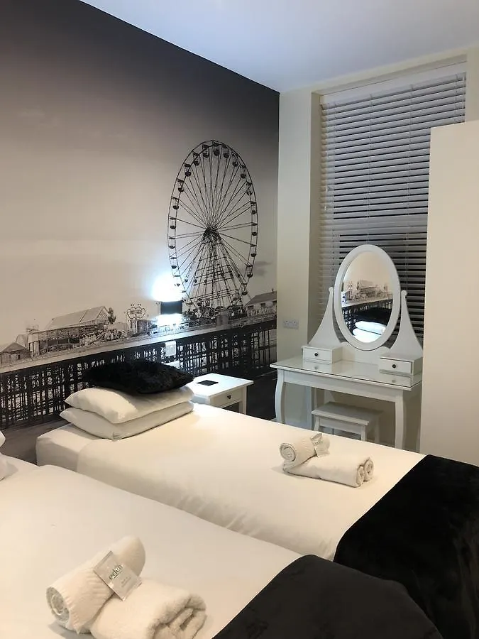 Happy Return Hotel Blackpool