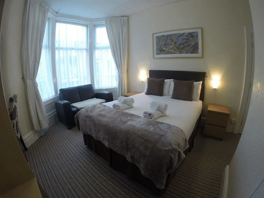 Happy Return Hotel Blackpool