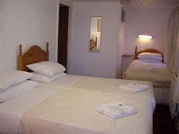 Happy Return Hotel Blackpool